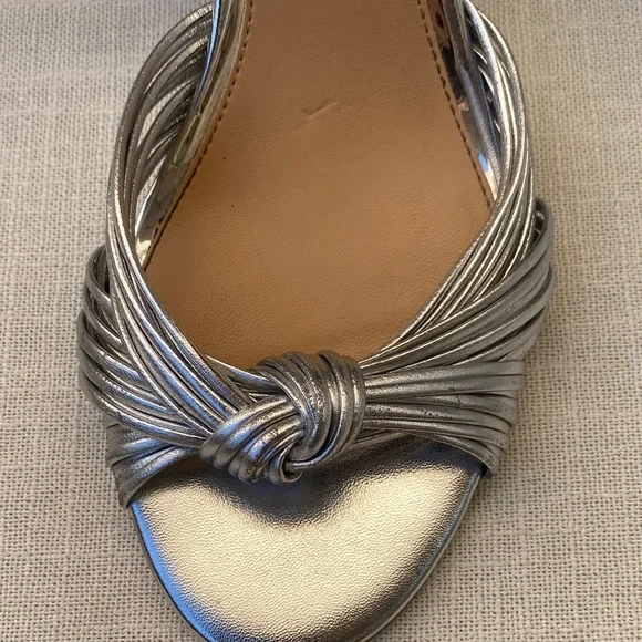 Jewel Badgley Mischka Christen Metallic Knotted Block
Heel Sandal - Picture 12 of 14